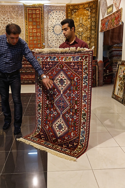 Ispahan-Marchand de tapis-003